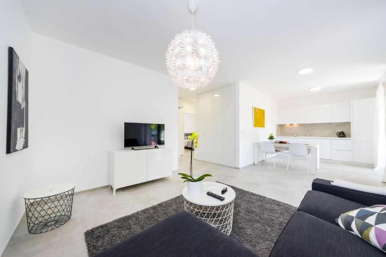 D. Marine Apartments 比比涅 外观 照片