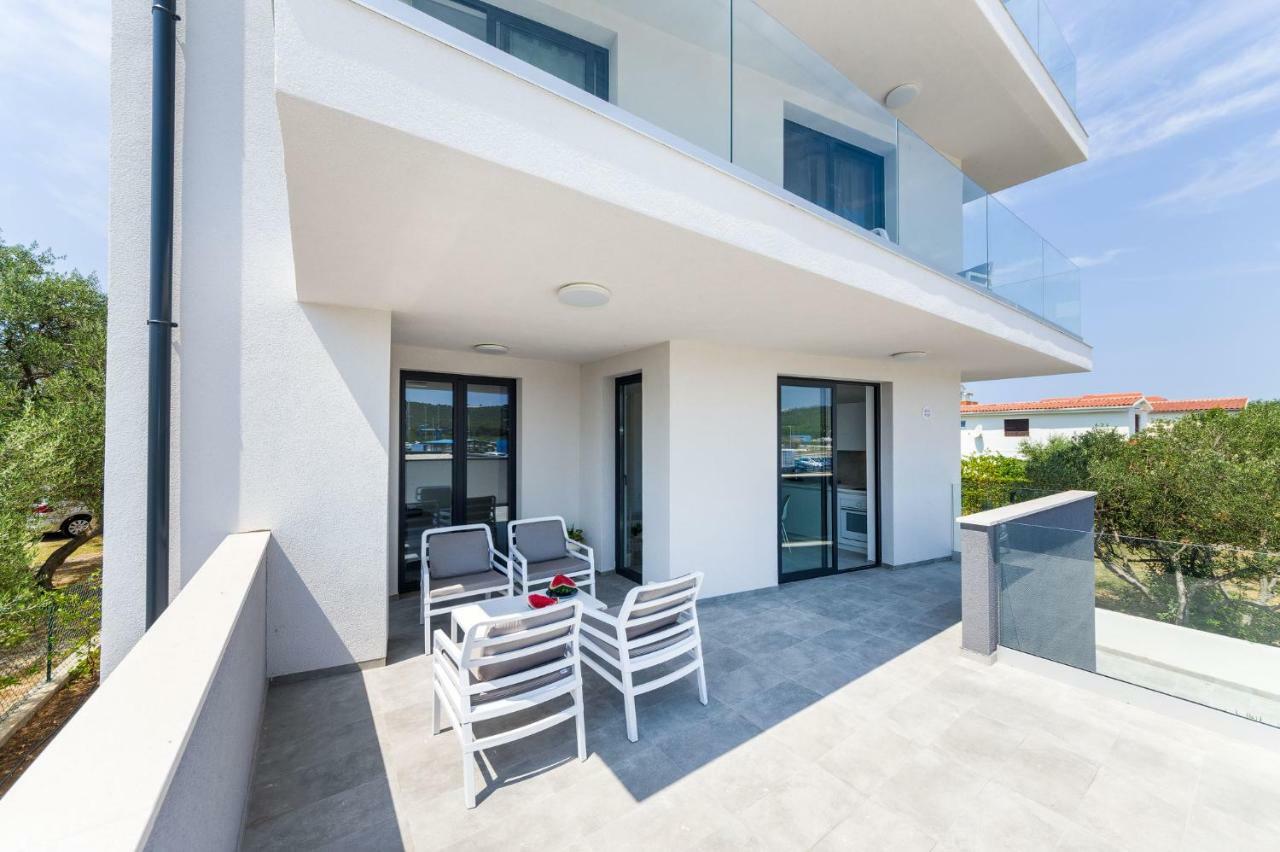 D. Marine Apartments 比比涅 外观 照片
