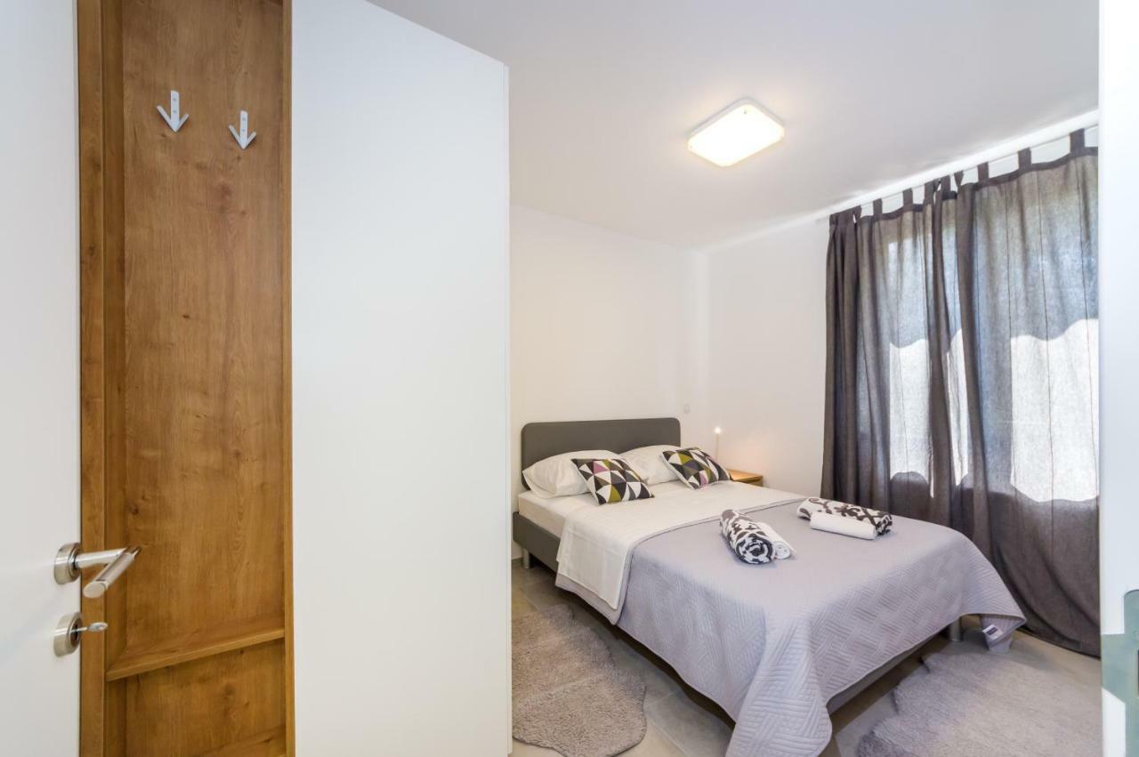 D. Marine Apartments 比比涅 外观 照片